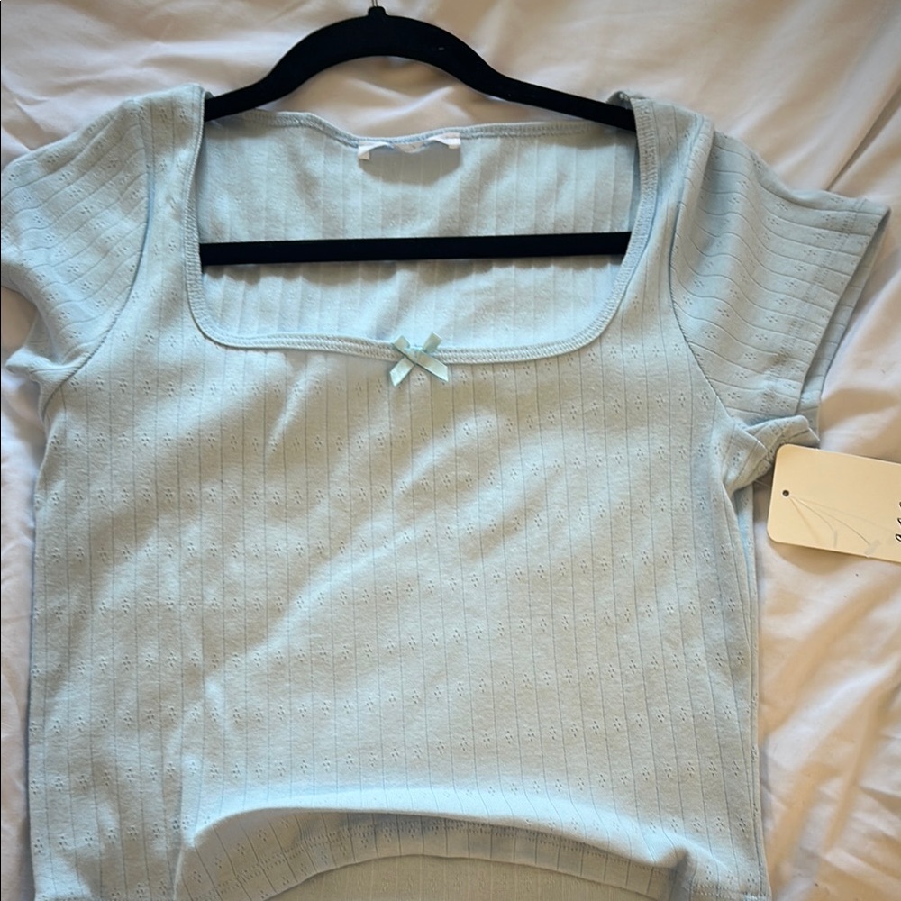 Women's Light Blue Top